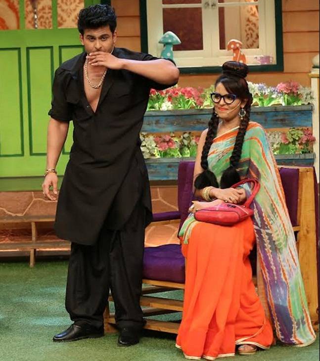 Sugandha Mishra REACTS on WEDDING rumours with 'The Kapil Sharma Show' co-star Dr Sanket Bhosale!