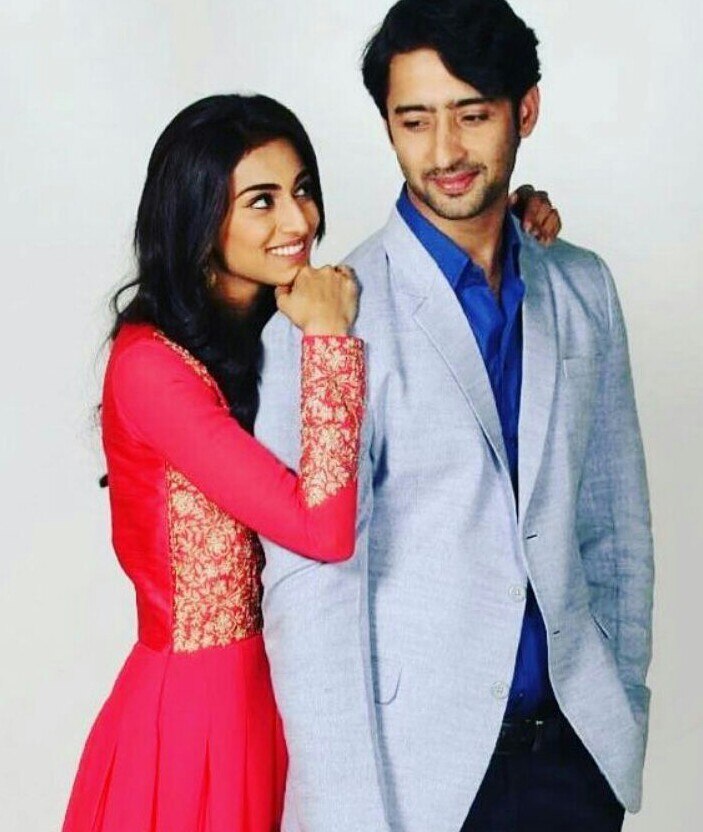 Kuch Rang Pyar Ke Aise Bhi' actors Shaheer Sheikh & Erica Fernandes TOGETHER again!