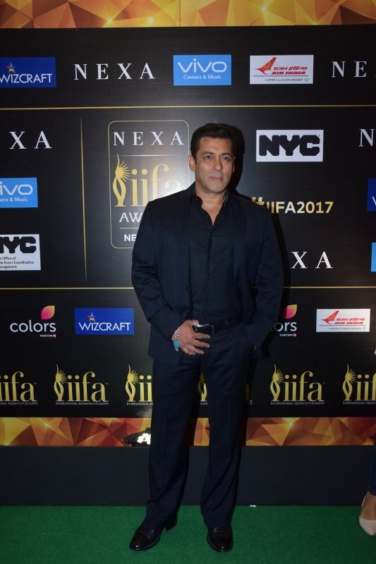 IN PICS: Salman Khan, Katrina Kaif, Alia Bhatt DAZZLE at IIFA 2017 press conference!