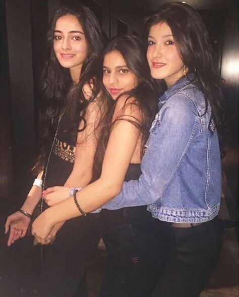 This NEW PIC of SRK's daughter Suhana Khan posing with Shanaya Kapoor & Ananya Panday proves that they are the new BFFs of Bollywood!