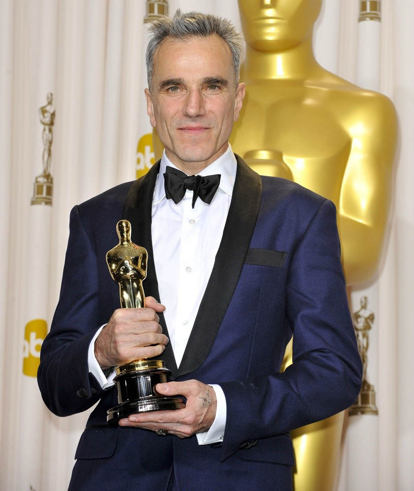 SHOCKING! Triple Oscar winner Daniel Day-Lewis announces retirement from acting at 60!