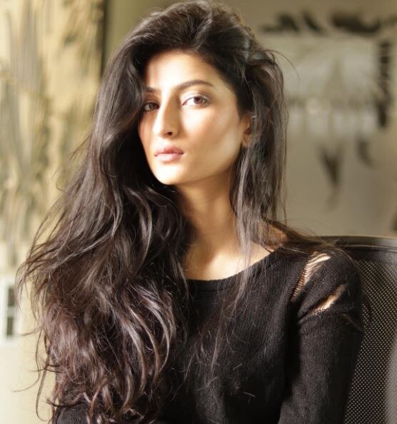 Shweta Tiwari's daughter Palak TURNS DOWN Sunny Deol's offer; SKIPS auditions for Karan Deol’s debut film!