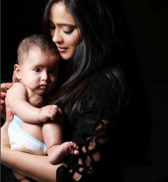 PICS: TV actress Shweta Tiwari's kids- daughter Palak & BABY BOY Reyansh posing together is too cute for words!