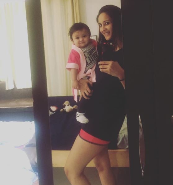 TV actress Chahatt Khanna who gave birth to baby girl last year is PREGNANT again; flaunts BABY BUMP!