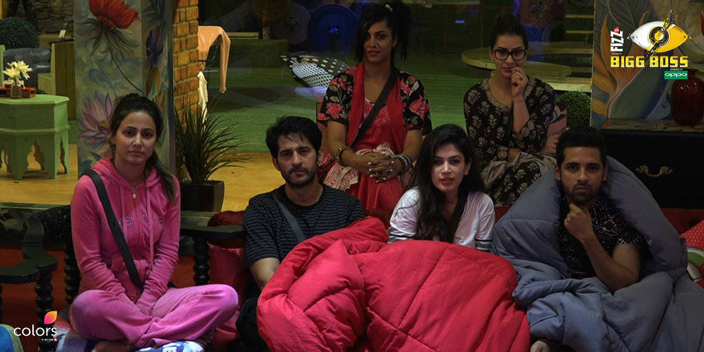 Bigg Boss 11, Day 8: Padosis enter the main house as Vikas Gupta Vs Shilpa continues; Love blossoming between Puneesh & Bandgi?