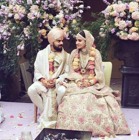 #VirushkaWedding: WATCH Anushka Sharma's 'bidaai' video post wedding with Virat Kohli is just too cute!