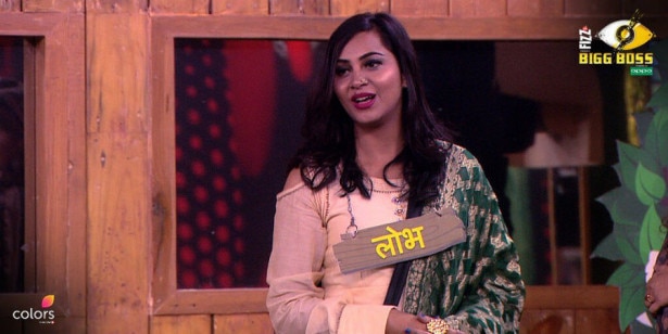 Bigg Boss 11: Evicted contestant Arshi Khan's DRUNK VIDEO is going VIRAL all over the internet!