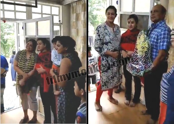 VIDEO: 'Bigg Boss 11' Winner Shilpa Shinde carries trophy home, given warm welcome by neighbors!