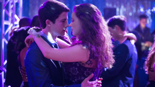 Netflix to include introductory warning video in '13 Reasons Why' episodes!