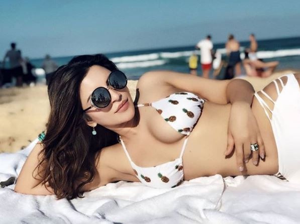 BOLDNESS ALERT! TV actress Shama Sikander sets Instagram on fire with her latest PIC!