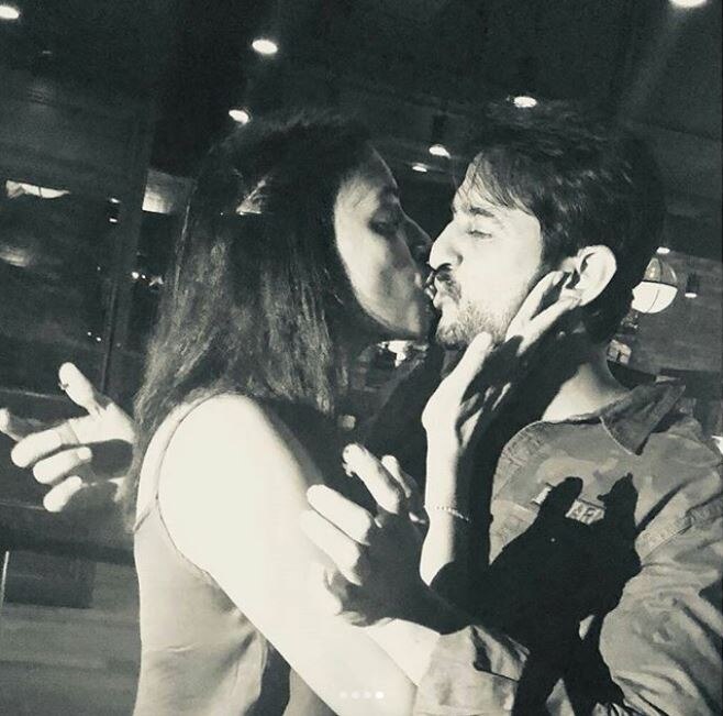 IN PICS: TV couple Hiten Tejwani-Gauri Pradhan's LIP-LOCK on their 14th WEDDING ANNIVERSARY will make you fall in love!