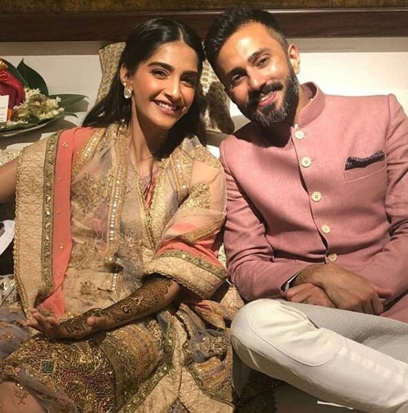 WATCH: Bride-to-be Sonam Kapoor dances her heart out with husband-to-be Anand Ahuja at their Mehendi ceremony!