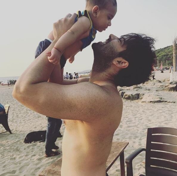 Kinshuk Mahajan celebrates seventh-month birthday of twin-babies Ssahir & Saishaa!