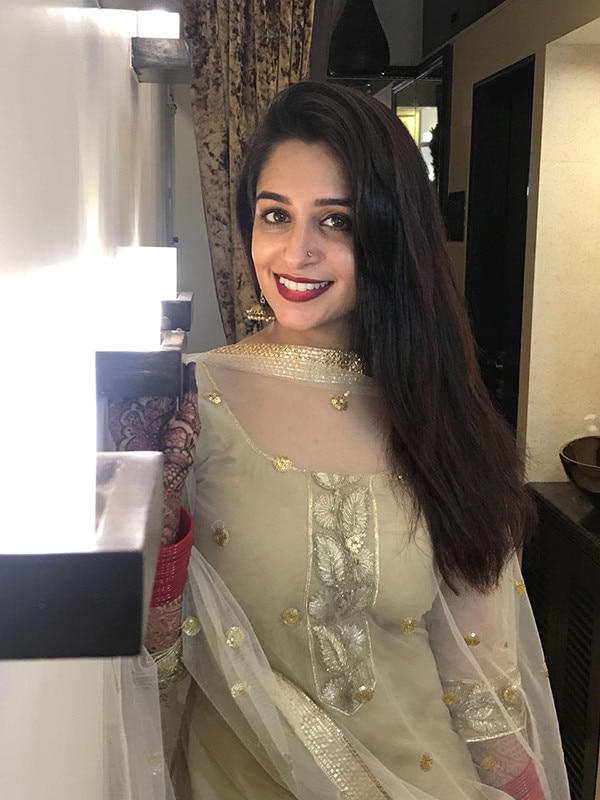 Sasural Simar Ka' actress Dipika Kakar celebrates FIRST EID post wedding with hubby Shoaib Ibrahim! INSIDE PICS & VIDEO