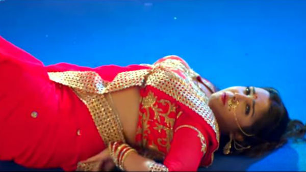 WOAH! Bhojpuri sensation Amrapali Dubey's sultry dance video 'Raate Diya Butake' crosses 80 million views, Watch here