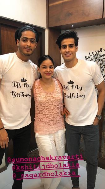 IN PICS: POPULAR TV actress Urvashi Dholakia celebrates her TWIN SONS 23rd birthday in style!