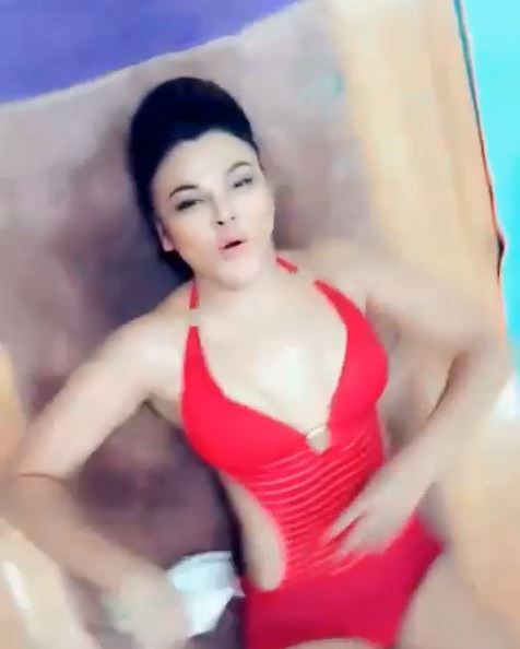 IN PICS & VIDEOS: Rakhi Sawant TROLLED for performing yoga in SWIMSUIT on International Yoga Day!