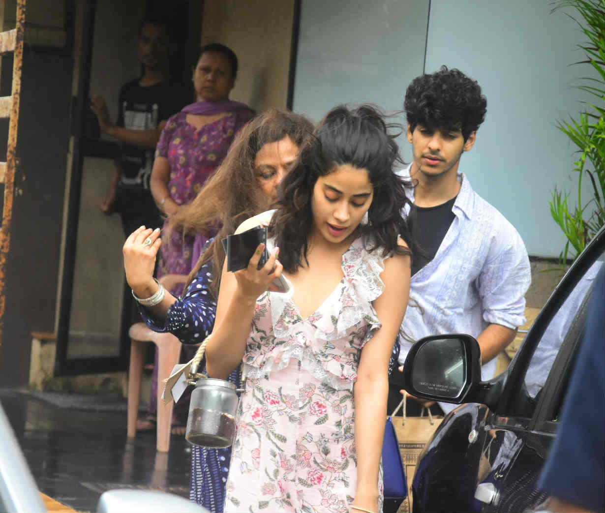 INSIDE PICS from Shahid Kapoor's pregnant wife Mira Rajput's BABY SHOWER; Janhvi Kapoor, Ishaan & others attend!