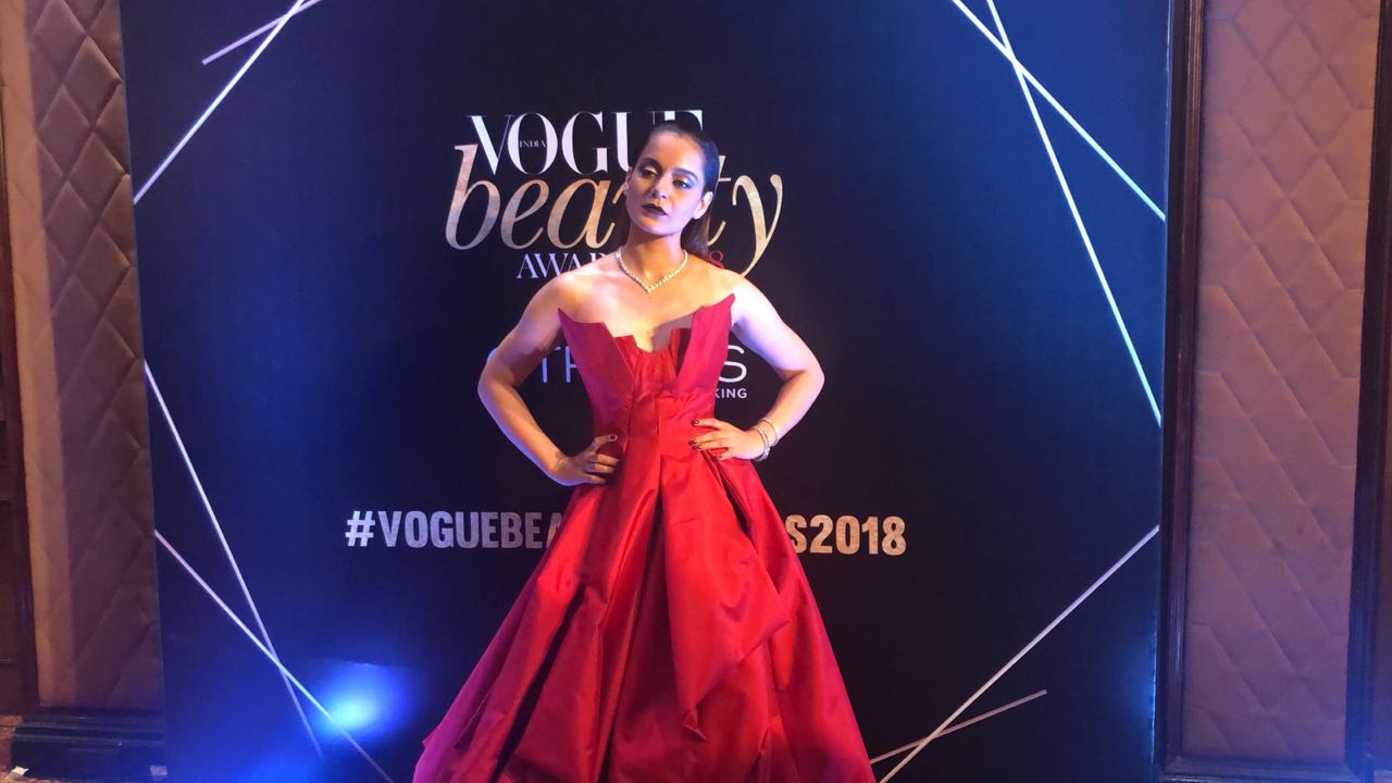 Vogue Beauty Awards 2018: Janhvi Kapoor, Katrina Kaif, Kangana, Sonakshi and other DIVAS raise OOMPH on the RED CARPET!