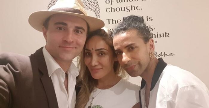 After an UGLY SEPARATION, Sofia Hayat is DATING a SINGER