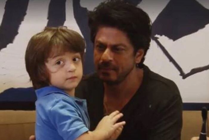 Abram Khan celebrates Independence Day at his school, daddy SRK shares adorable pic!