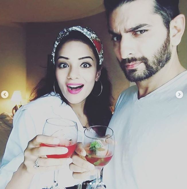 PICS: TV couple shares lovey-dovey clicks to mark their second wedding anniversary!