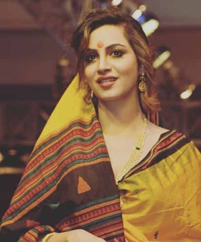 EXCLUSIVE: EX-Bigg Boss contestant Arshi Khan talks about her role in ‘Savitri Devi’ & a LOT MORE!