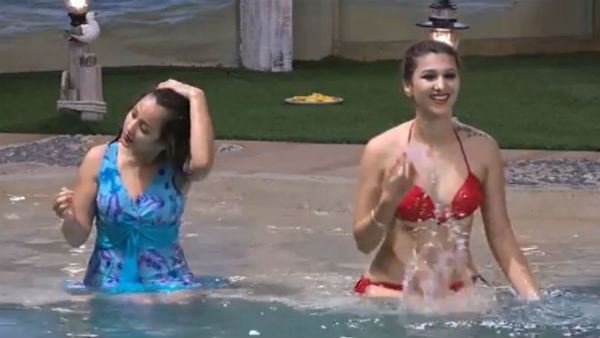 AHEM! Bigg Boss 12: After BIKINI show, Jasleen Matharu requests Anup Jalota to call her by her PET NAME which is ....!