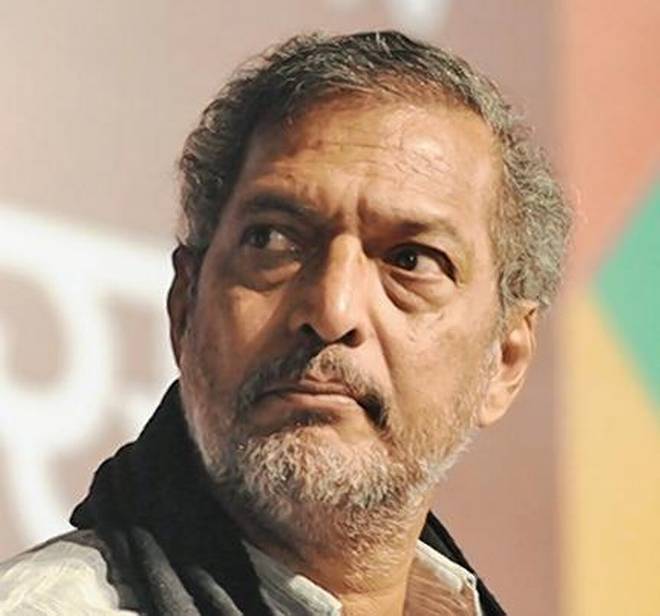 Nana Patekar sends legal notice to Tanushree Dutta; seeks apology for sexual harassment accusations!