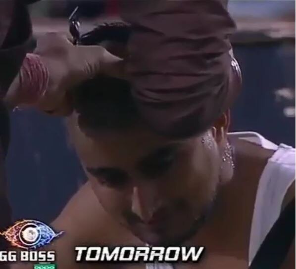 Bigg Boss 12: Deepak Thakur shaves his head; here's his new BALD look! See pic!