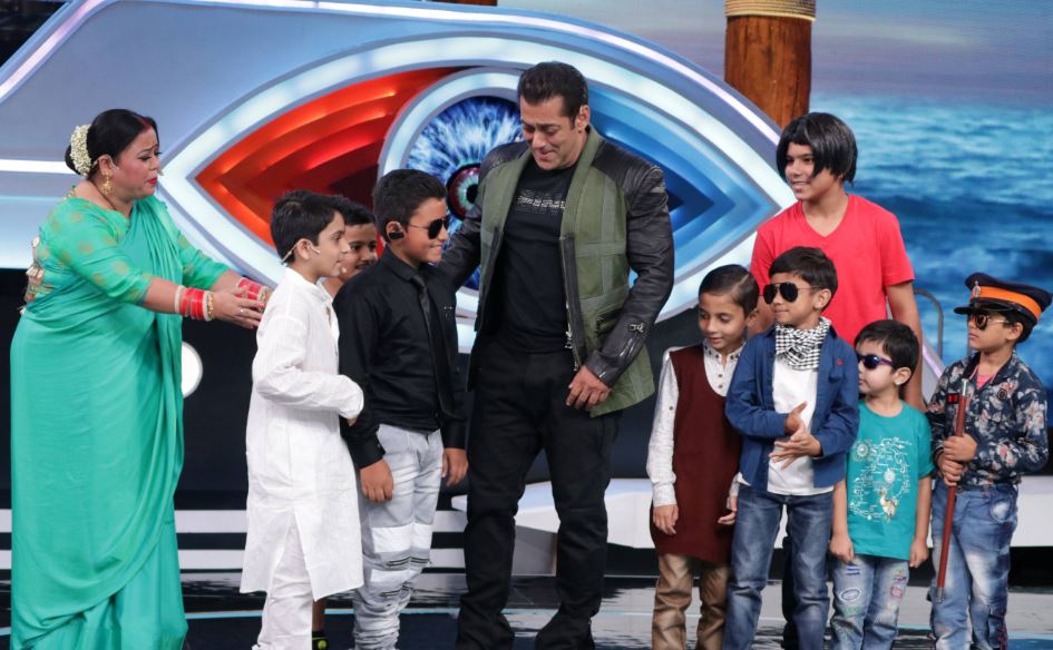 Bigg Boss 12 Weekend Ka Vaar HIGHLIGHTS: Anup Jalota SENT to secret room, Karanvir wins Sultani Akhada; Bharti Singh adds dose of laughter