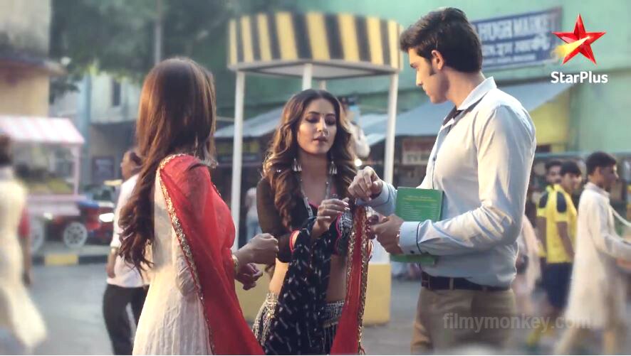 Kasautii Zindagii Kay 2: Hina Khan on playing a negative character of 'Komolika' after playing positive 'Akshara'!