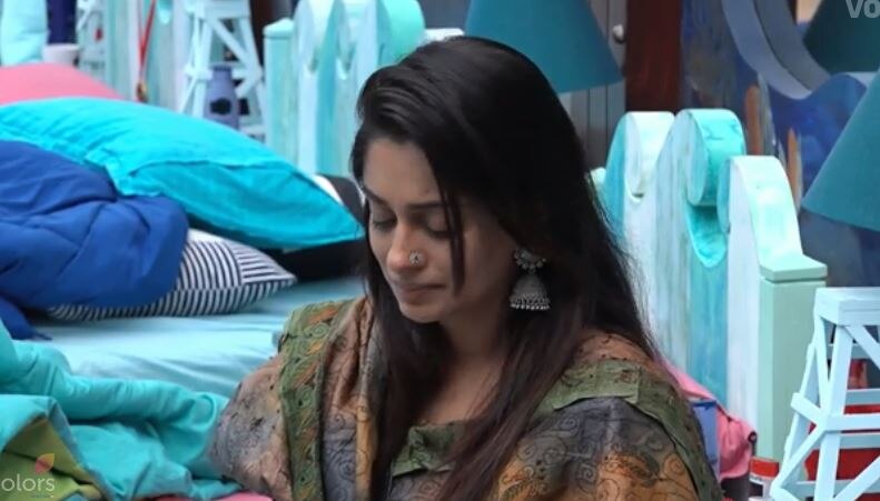 Bigg Boss 12: Dipika Kakar BREAKS DOWN in TEARS in front of Sreesanth & the reason will make you go AWWW!