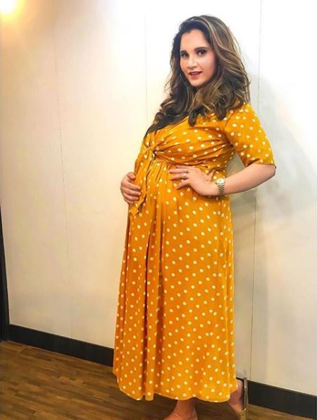 Tennis star Sania Mirza blessed with a baby boy; bestie Farah Khan announces that #BabyMirzaMalikIsHere!