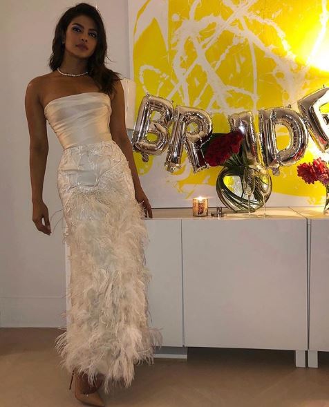 Inside PICS & VIDEOS from Priyanka Chopra's fun bridal shower!