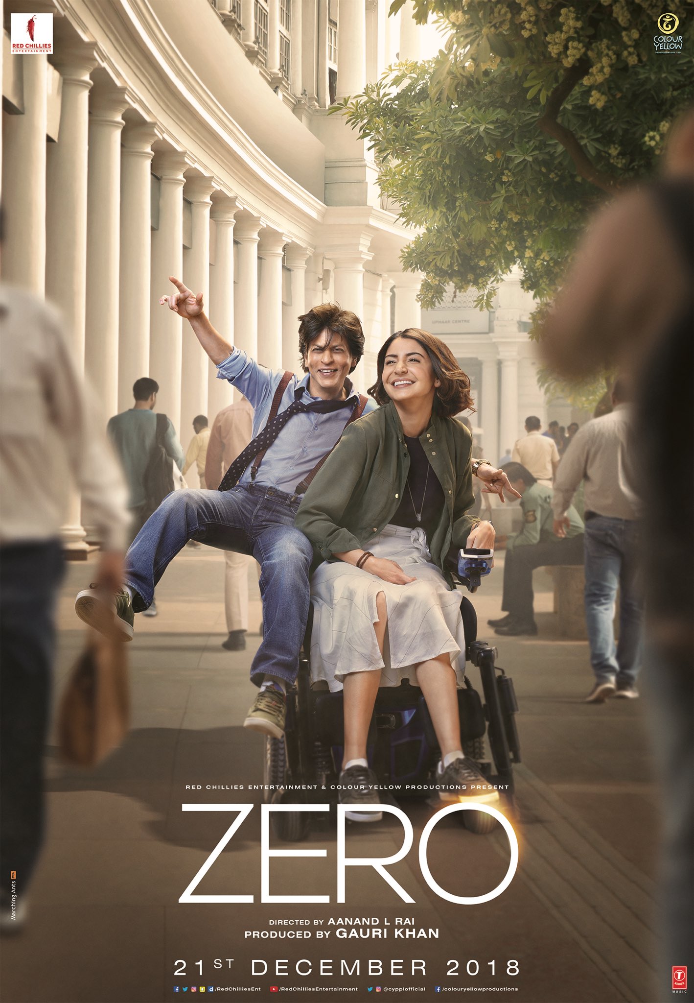 Zero Trailer: Aamir Khan watches & gives thumbs up to SRK, Katrina Kaif, Anushka Sharma