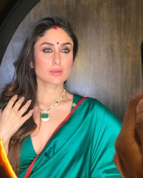 PICS: Kapoor sisters- Kareena-Karisma celebrate DIWALI 2018 with their ...