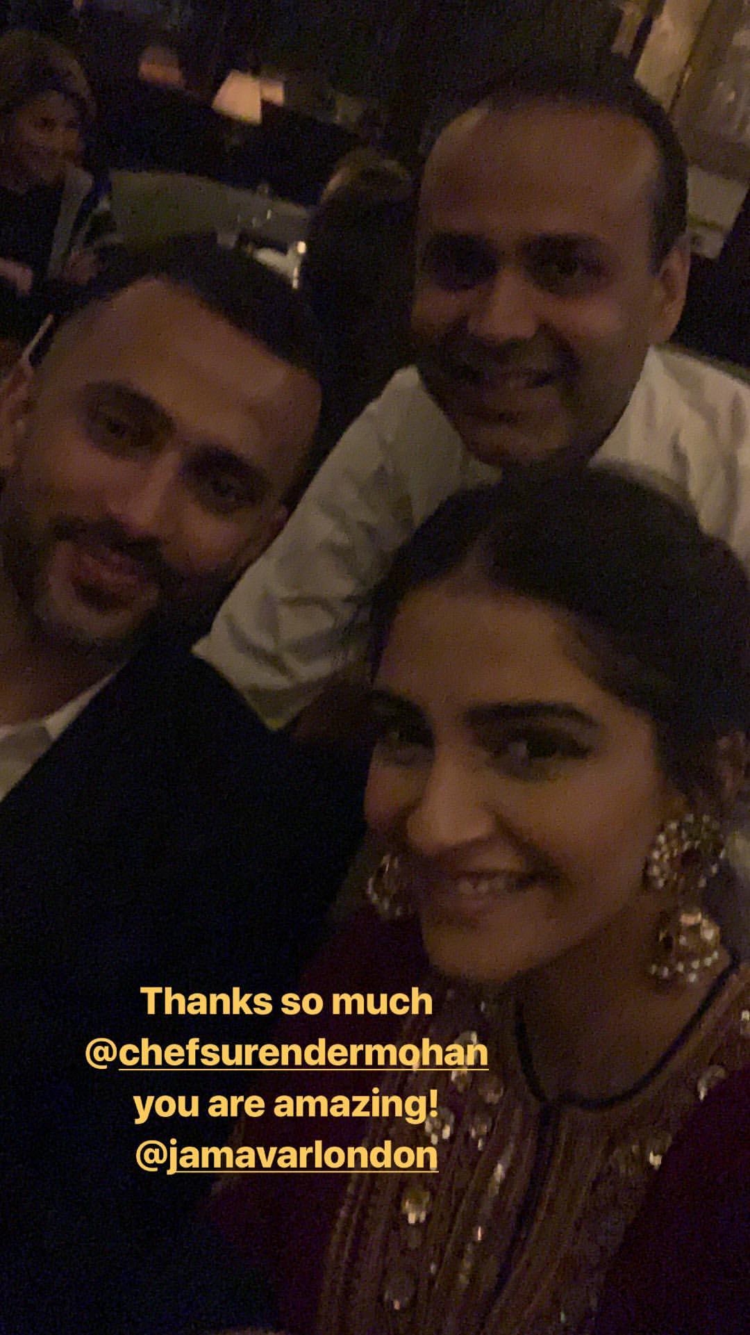 Sonam Kapoor’s latest photo with Anand Ahuja & her in-laws from London SCREAMS family goals (PIC INSIDE)