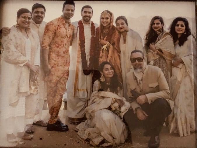 The 4th WEDDING PIC is Here! After groom Ranveer's squad, now bride Deepika's team shares another pic!