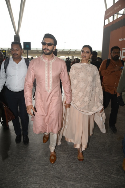 Did Ranveer step into Deepika's shoes she was wearing 4 days ago?