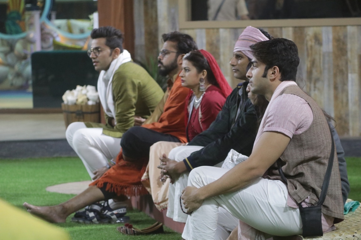 Bigg Boss 12 Day 73 Preview: Chaos during BB Panchayat luxury budget task!