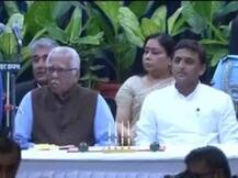 UP: અખિલેશના મંત્રીમંડળમાં જોડાયા 5 નવા મંત્રી, બલરામ યાદવની વાપસી