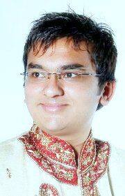 દિશીત જરીવાલાનો પરિવાર વિદેશ ફરવા ગયો છે. આ વાતની હત્યારાઓને જાણ હતી તે સ્પષ્ટ છે. દિશીત ક્યારે ઘરે આવે છે અને જાય છે તે અંગે સમગ્ર જાણકારી મેળવીને લૂંટ ચલાવી હત્યા કરી હોઈ આ કોઈ જાણભેદુનું કામ હોવાની આશંકા વ્યક્ત કરવામાં આવી રહી છે.