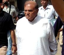 સેક્સ પાવર વધારવા જયેશ વાપરતો ખાસ ટ્યુબ, છોકરીના ગુપ્તાંગ પર લગાવવાથી થઈ શું અસર. જાણો