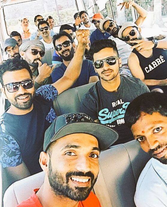 પણ ટીમ ઈંડિયા ક્રિકેટ રમવા સિવાય પણ એંજોય કરી રહી છે. 