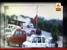 રાજસ્થાનઃ સિહોરી હાઇવે પર 10 વાર પલટી ખાઇ ગઇ કાર, છતાં ડ્રાઇવરનો બચાવ, જુઓ વીડિયો