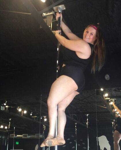 ક્રિસ્ટિયને જણાવ્યું કે, મારા વધતા વજનને કારણે નર્સિગની પ્રેક્ટિસમાં પણ મને મુશ્કેલીઓ પડતી હતી. બાદમાં મને મારા વધતા વજનને કારણે લોકો મારી મશ્કરી કરવા લાગ્યા હતા. જેથી પરેશાન થઇને મેં વજન ઓછું કરવાનો નિર્ણય લીધો હતો. બાદમાં મેં પોલ ડાન્સના ક્લાસ શરૂ કર્યા. જેથી મેં ફક્ત નવ મહિનાના ગાળામાં પોલ ડાન્સની મદદથી 74 કિલો વજન ઉતાર્યું હતું.