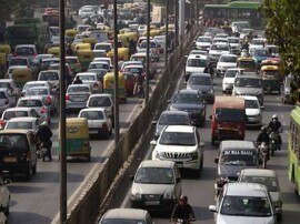 All Diesel Vehicles Over 10 Years Old Banned In Delhi Effective Immediately Says Green Tribunal દિલ્હીમાં 10 વર્ષ જૂના ડીઝલ વાહનો પર પ્રતિબંધ, NGT એ કહ્યું- આદેશને તાત્કાલિક લાગૂ કરો