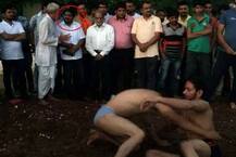 PHOTOS: હાર્દિકે કર્યા શ્રીનાથજીના દર્શન, જોયું કુસ્તીબાજોનું દંગલ