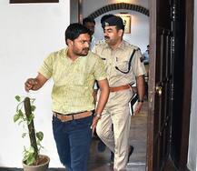 હાર્દિકનો ફૂંફાડોઃ હું આતંકવાદી નથી, ગુજરાત સિવાય ગમે ત્યાં જવા આઝાદ, રાજસ્થાન પોલીસ પર ક્યા કેવા પ્રહાર ? જાણો